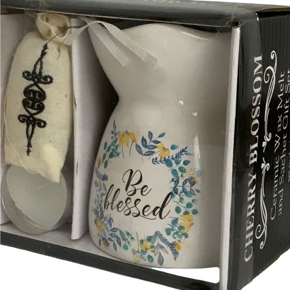 Wax Melt Burner Gift Set Ceramic Burner melts Sachets Tealight 4 PC Boxed Set - Picture 2 of 8